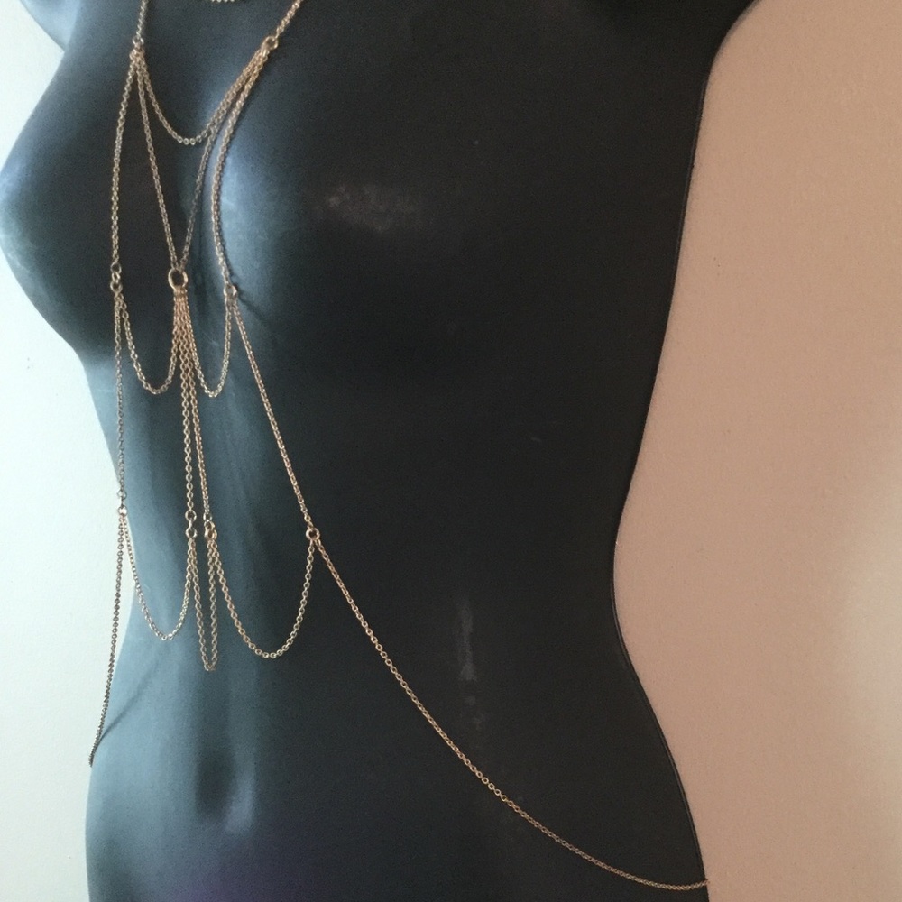 Glam Gold Body Chain✨ - Picture 7 of 11